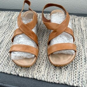 Leather sandal